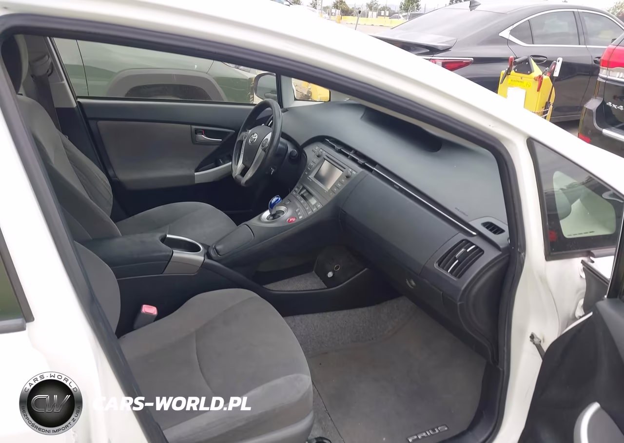 2012 Toyota Prius Three VIN:JTDKN3DU4C5477515 - 5