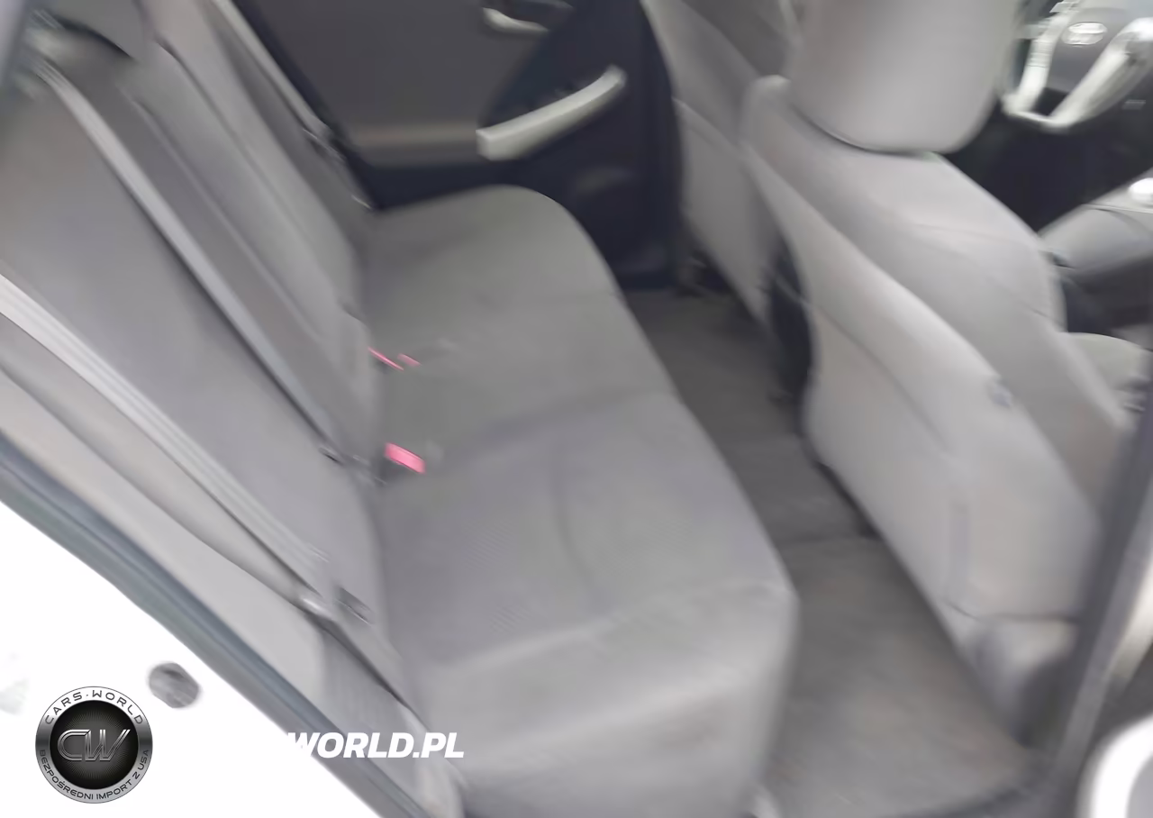 2012 Toyota Prius Three VIN:JTDKN3DU4C5477515 - 8