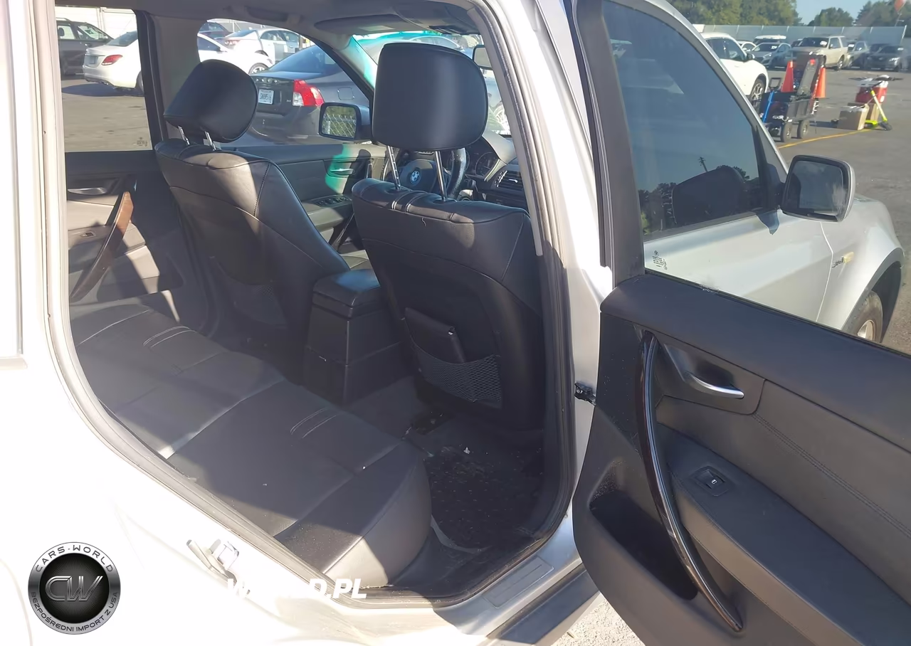 2007 BMW X3 3.0Si VIN:WBXPC93447WF04511 - 8