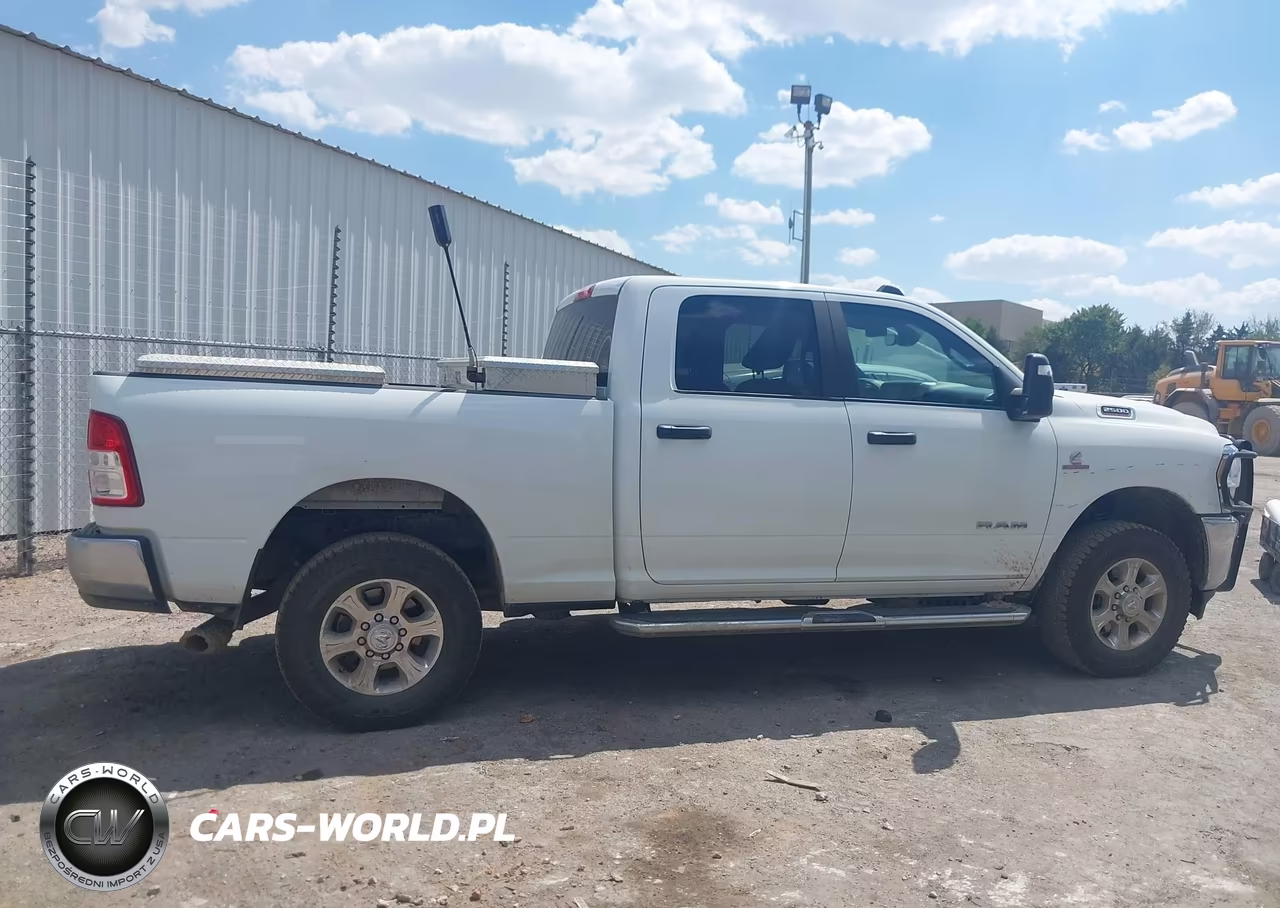 2024 Ram 2500 Big Horn 4X4 6'4 Box VIN:3C6UR5DL3RG336332 - 13