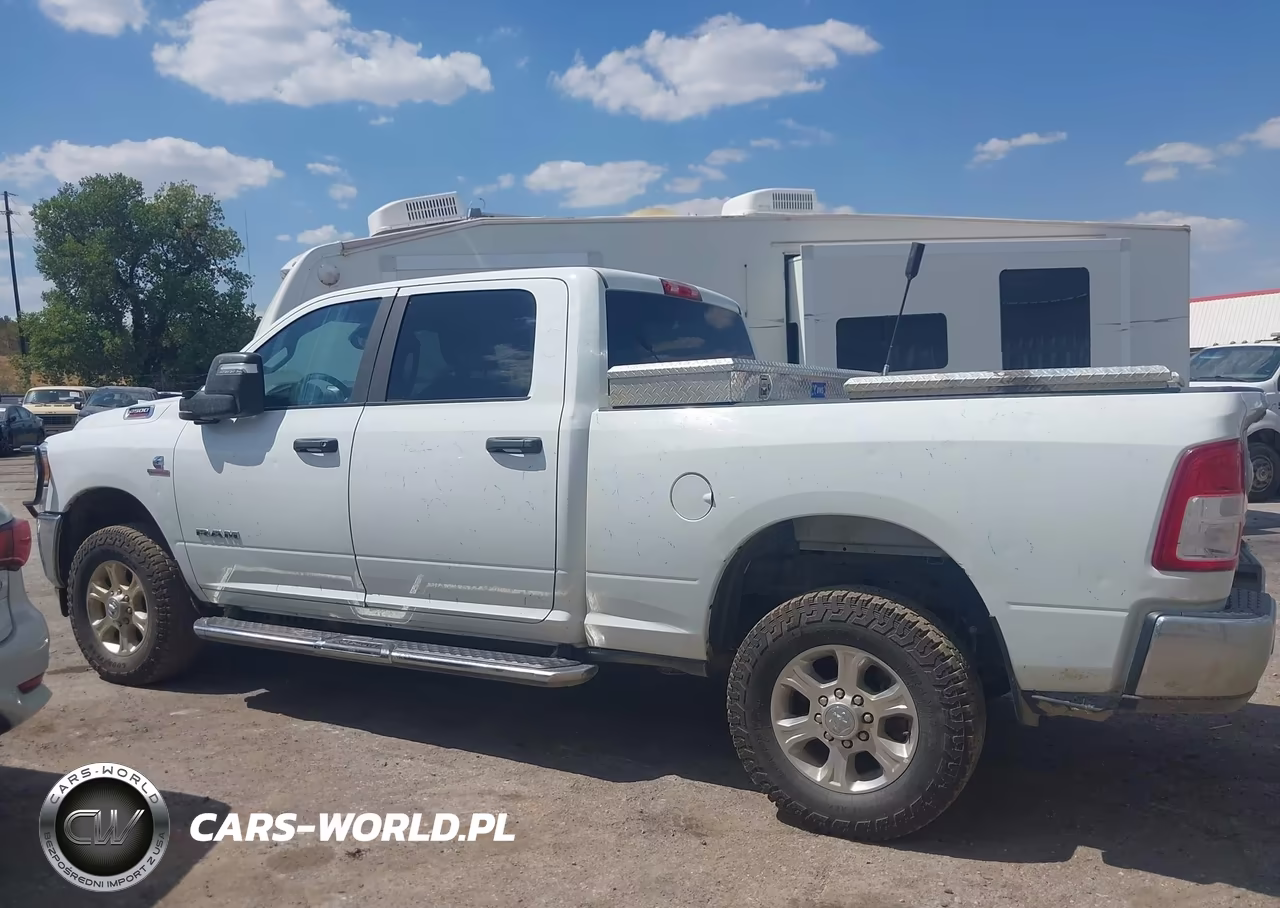 2024 Ram 2500 Big Horn 4X4 6'4 Box VIN:3C6UR5DL3RG336332 - 14
