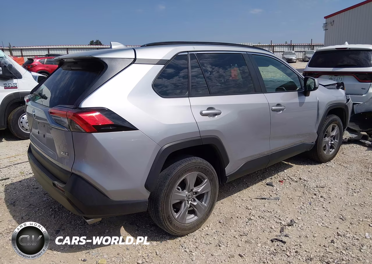 2024 Toyota Rav4 Xle VIN:2T3W1RFV0RW316411 - 4