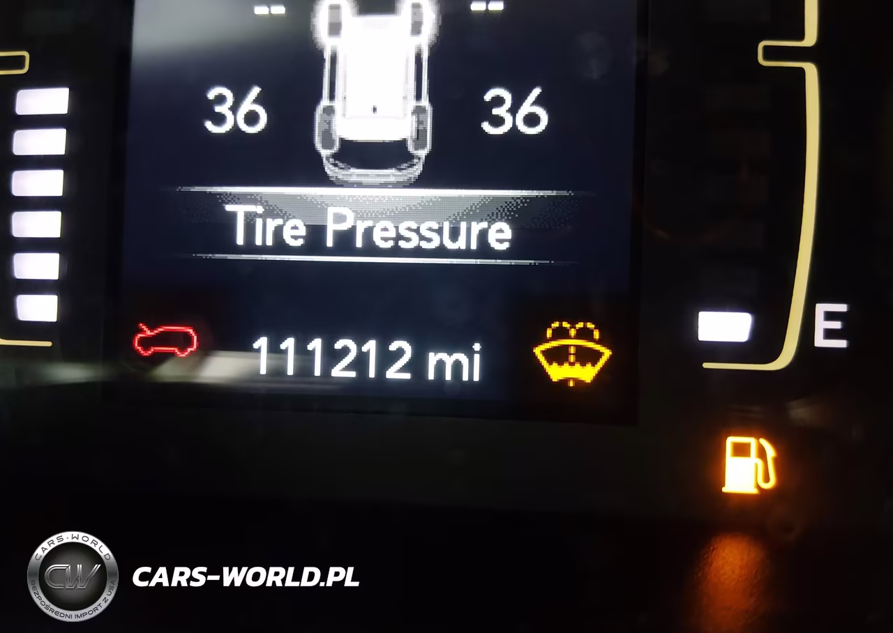 2021 Jeep Cherokee Latitude Lux 4X4 VIN:1C4PJMMXXMD131106 - 15