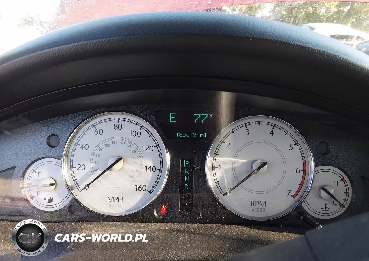 2007 Chrysler 300C VIN:2C3KA63H07H889239 - 7