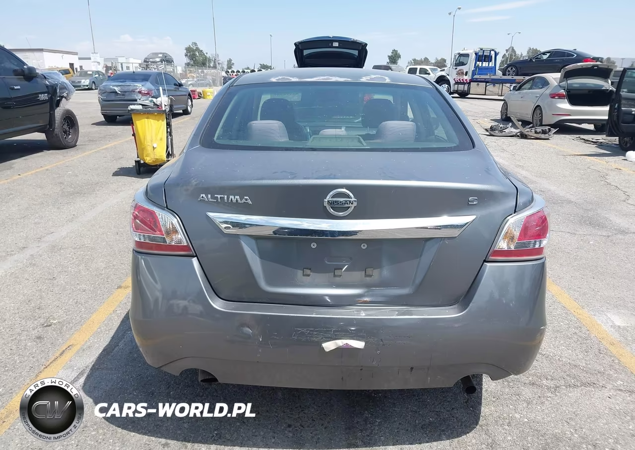 2015 Nissan Altima 2.5 S VIN:1N4AL3AP1FN872245 - 17