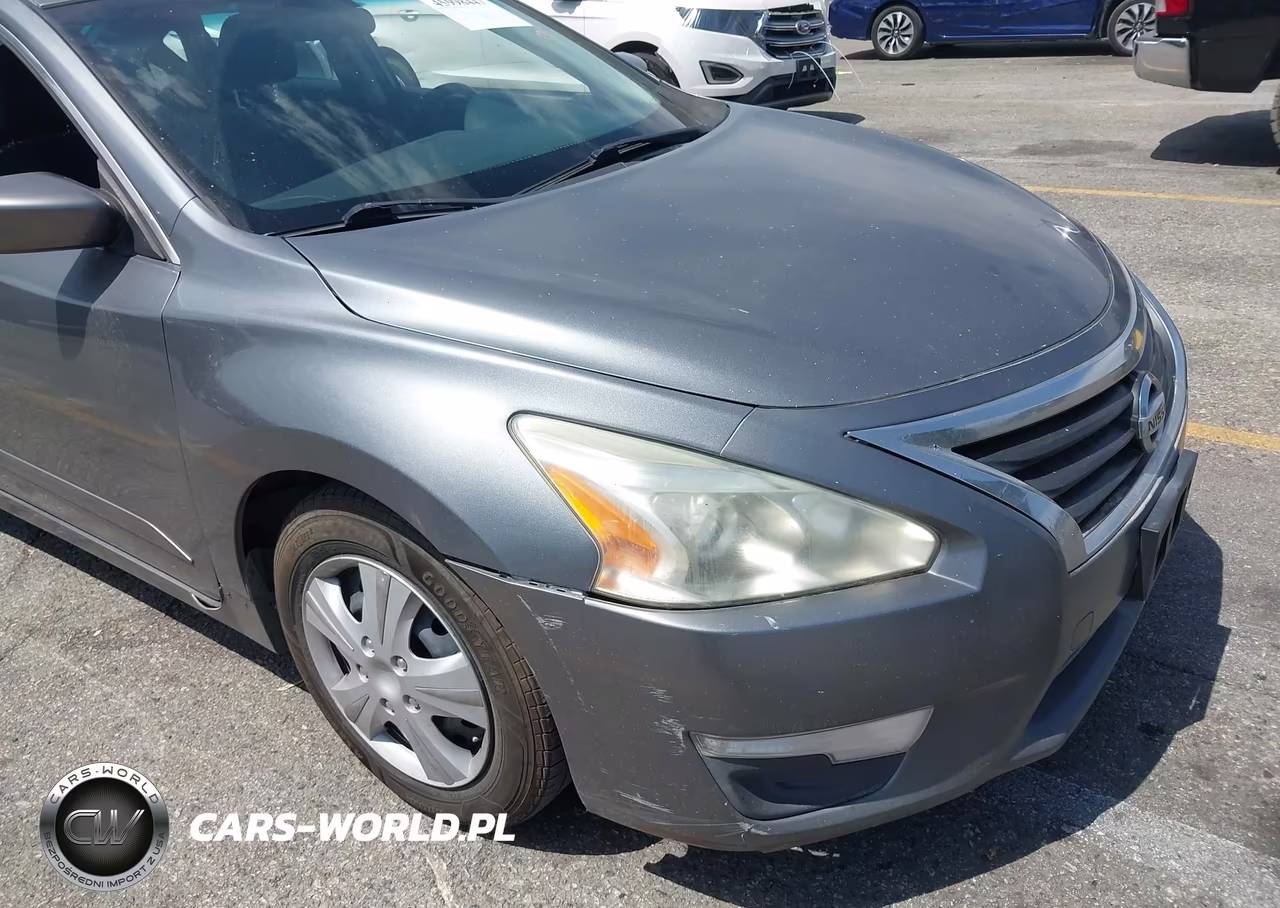 2015 Nissan Altima 2.5 S VIN:1N4AL3AP1FN872245 - 6