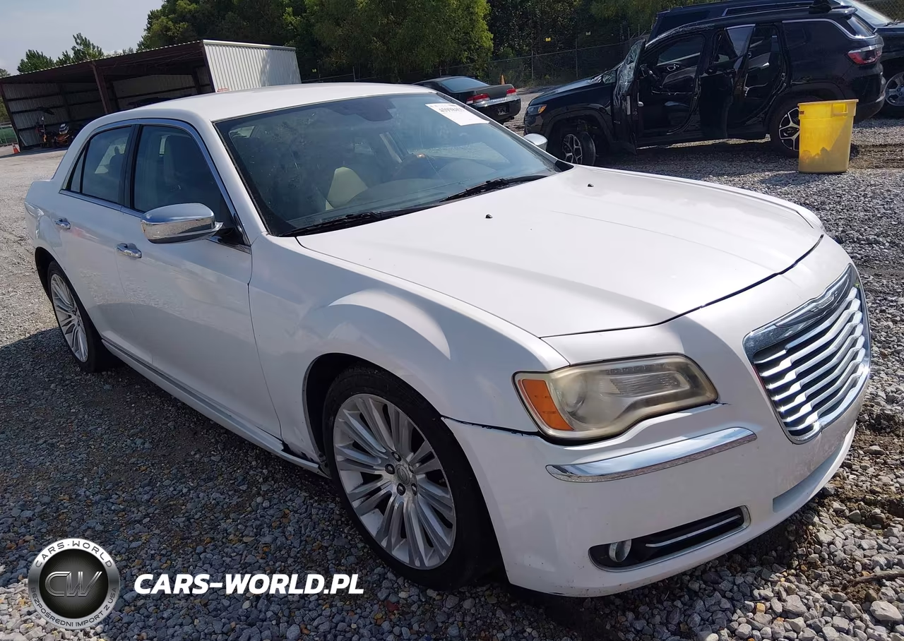 2012 Chrysler 300C – zdjęcie 1 z 11
