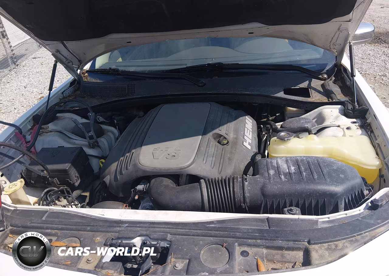 2012 Chrysler 300C VIN:2C3CCAET6CH225346 - 10