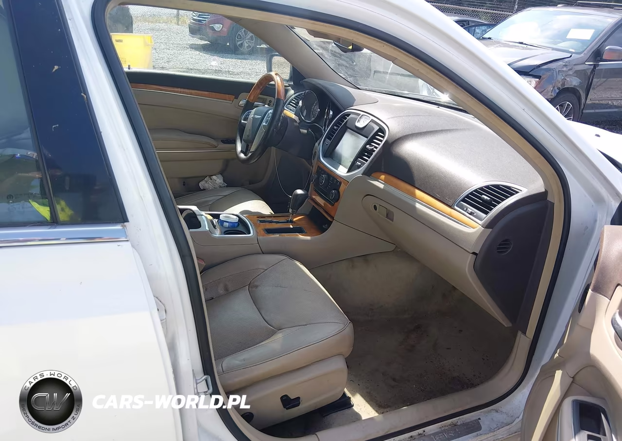2012 Chrysler 300C VIN:2C3CCAET6CH225346 - 5