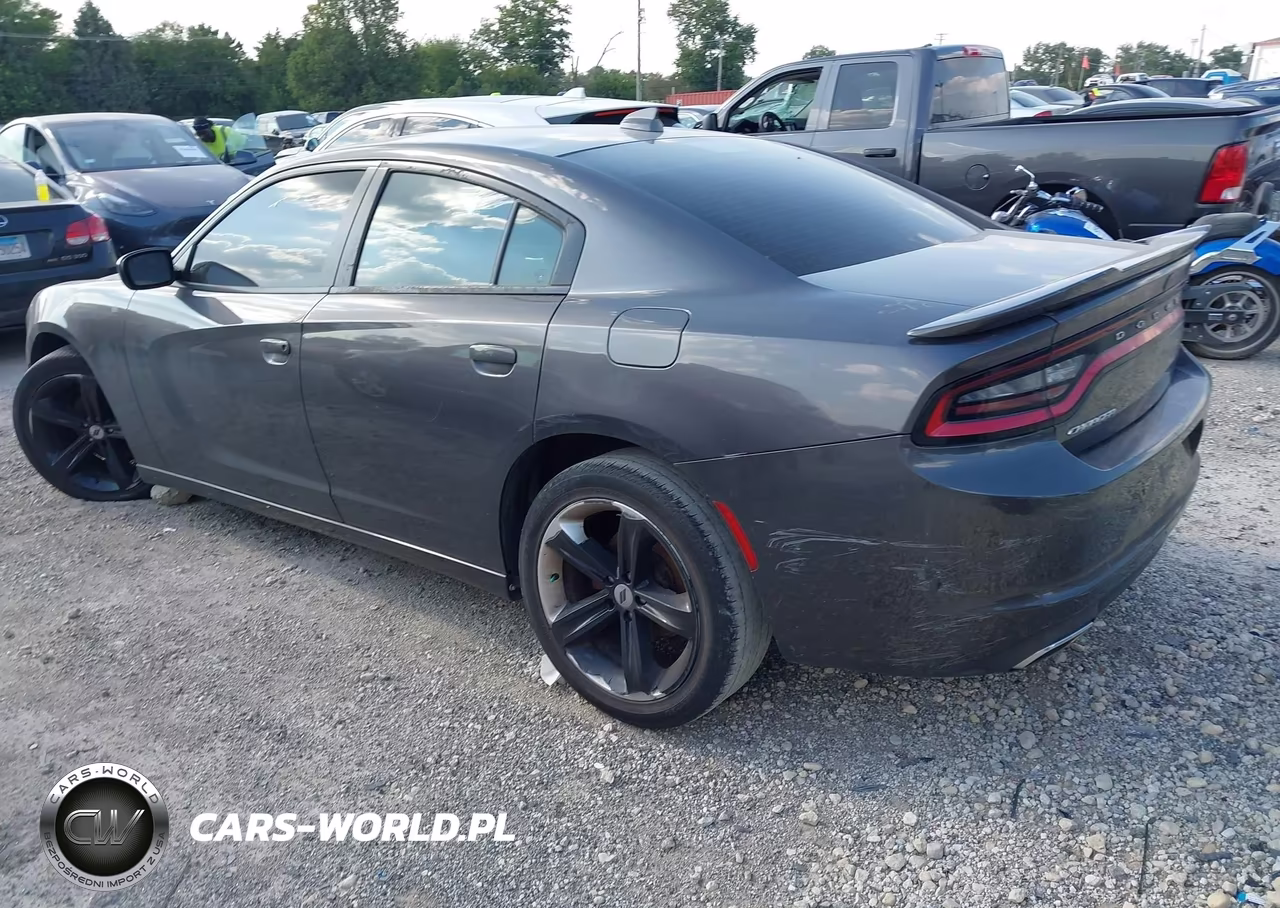2017 Dodge Charger Sxt Rwd VIN:2C3CDXHG5HH623802 - 3