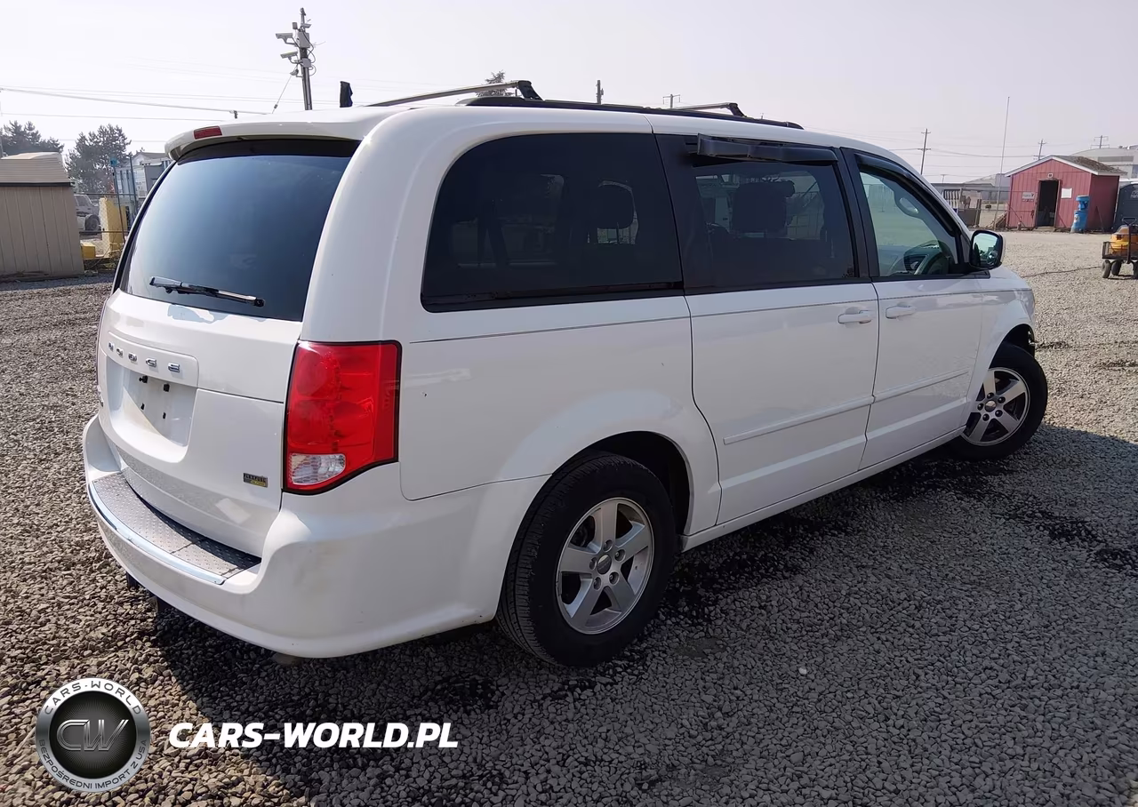 2012 Dodge Grand Caravan Sxt VIN:2C4RDGCG3CR303779 - 4