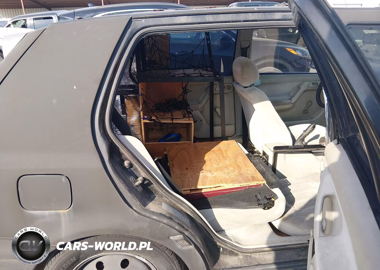 1998 Volkswagen Golf Gl VIN:3VWFA81HXWM231470 - 8