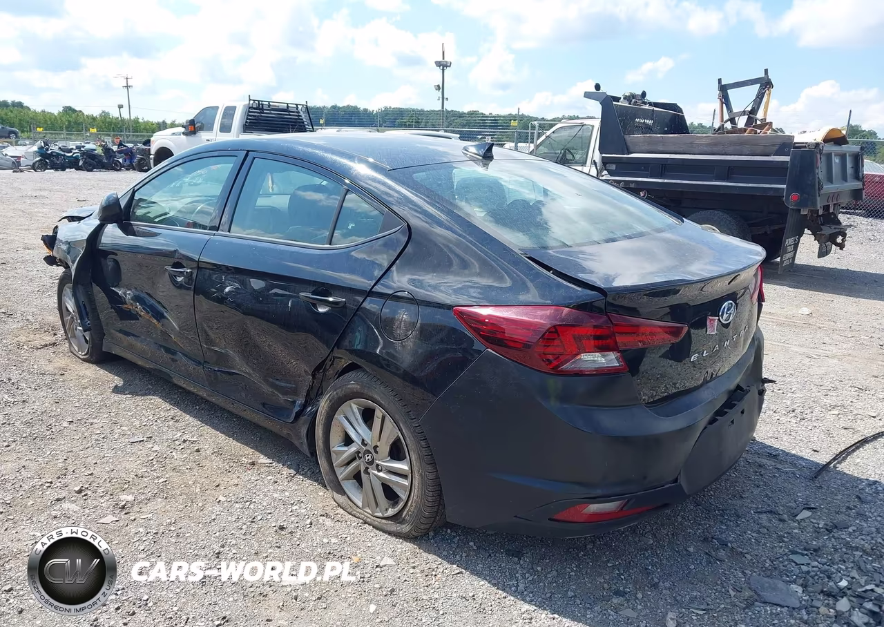 2019 Hyundai Elantra Value Edition VIN:5NPD84LF3KH463063 - 3