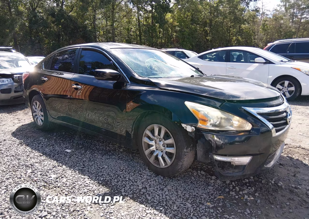 2013 Nissan Altima 2.5 S – zdjęcie 1 z 17