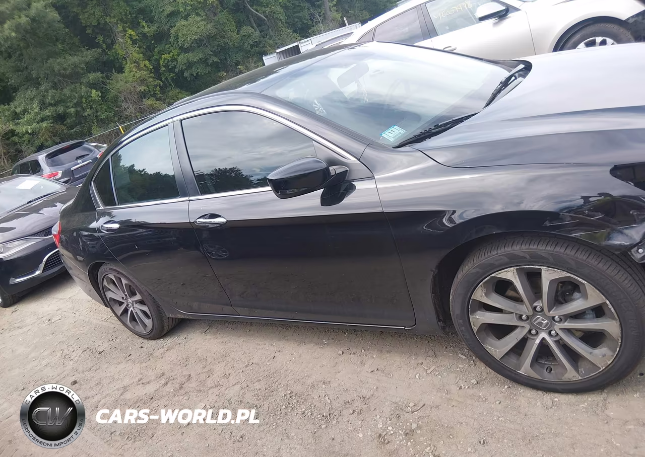 2015 Honda Accord Sport VIN:1HGCR2F50FA249971 - 12