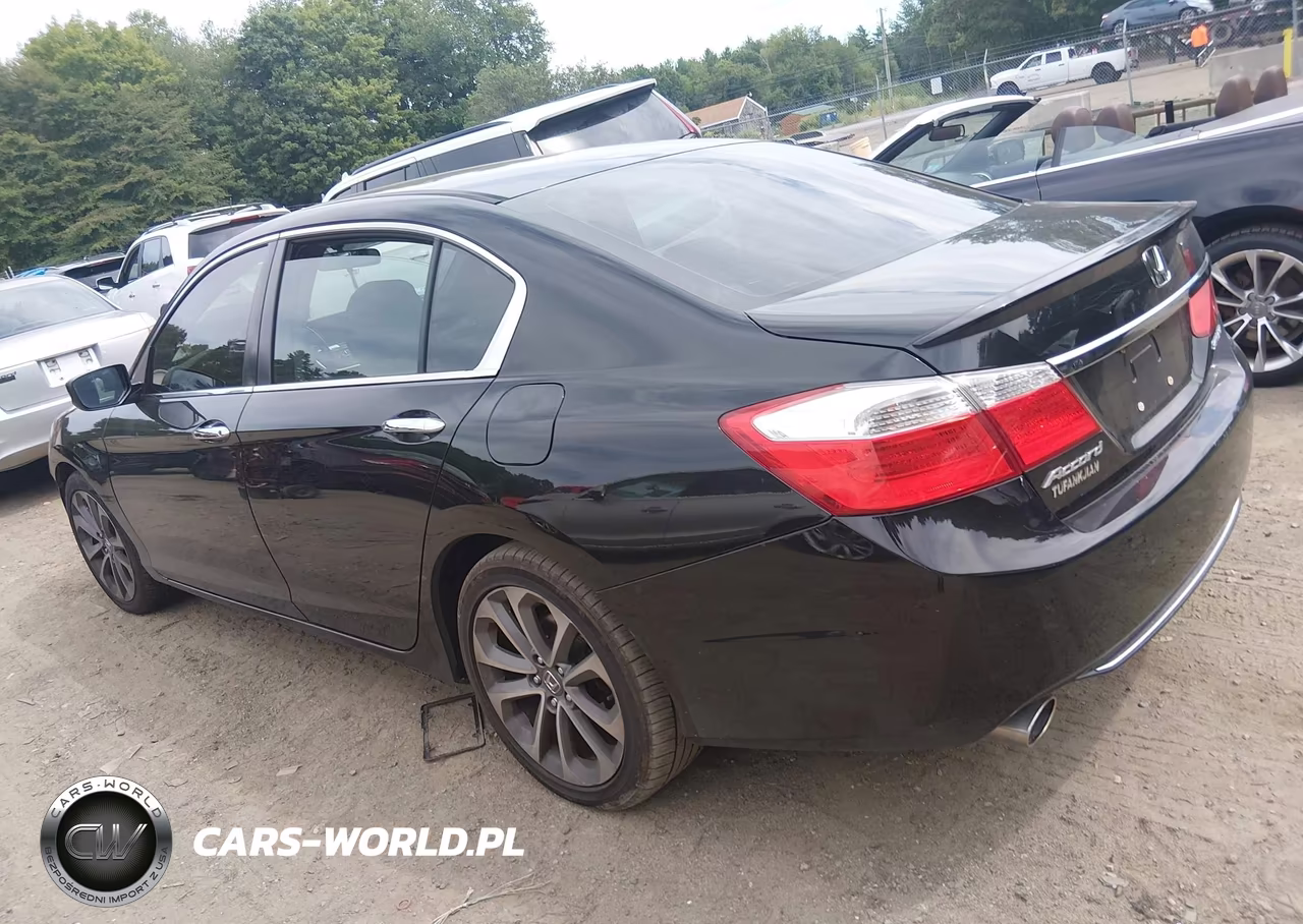 2015 Honda Accord Sport VIN:1HGCR2F50FA249971 - 3