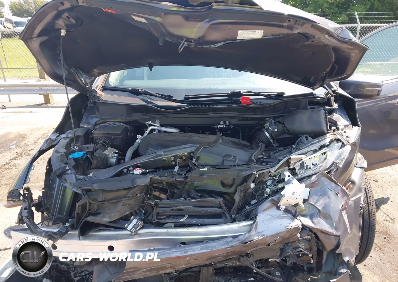 2024 Honda Odyssey Touring VIN:5FNRL6H86RB000921 - 10
