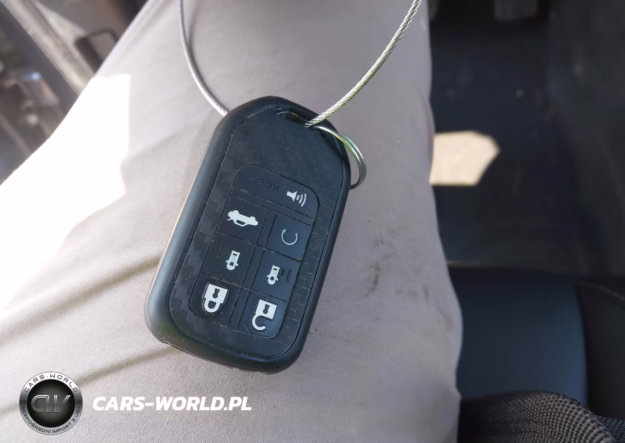 2024 Honda Odyssey Touring VIN:5FNRL6H86RB000921 - 11