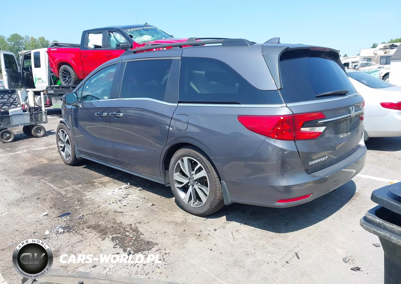 2024 Honda Odyssey Touring VIN:5FNRL6H86RB000921 - 3