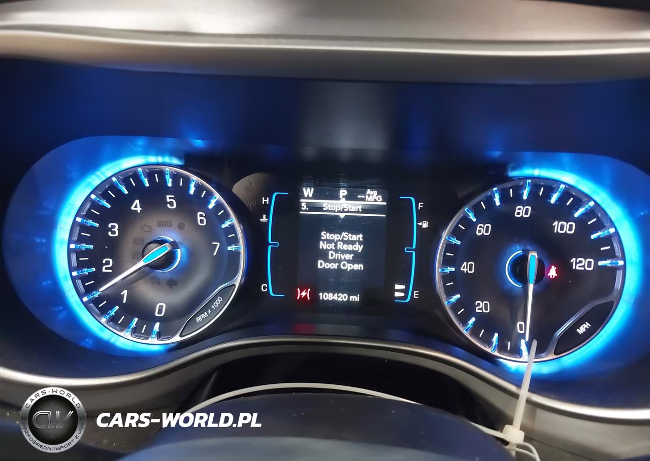 2020 Chrysler Pacifica Touring L VIN:2C4RC1BG0LR290569 - 7