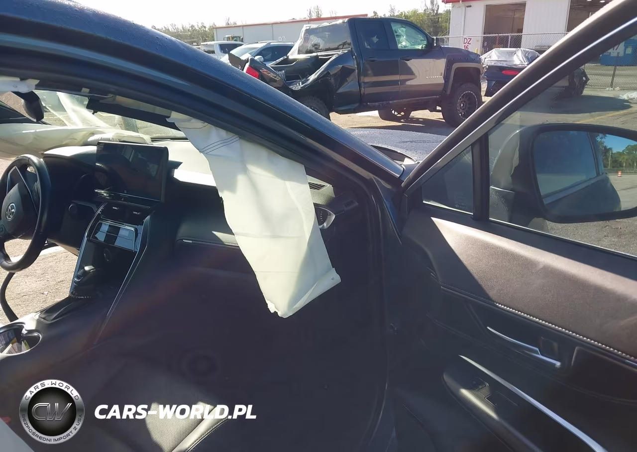2023 Toyota Venza Limited VIN:JTEAAAAH3PJ149160 - 5