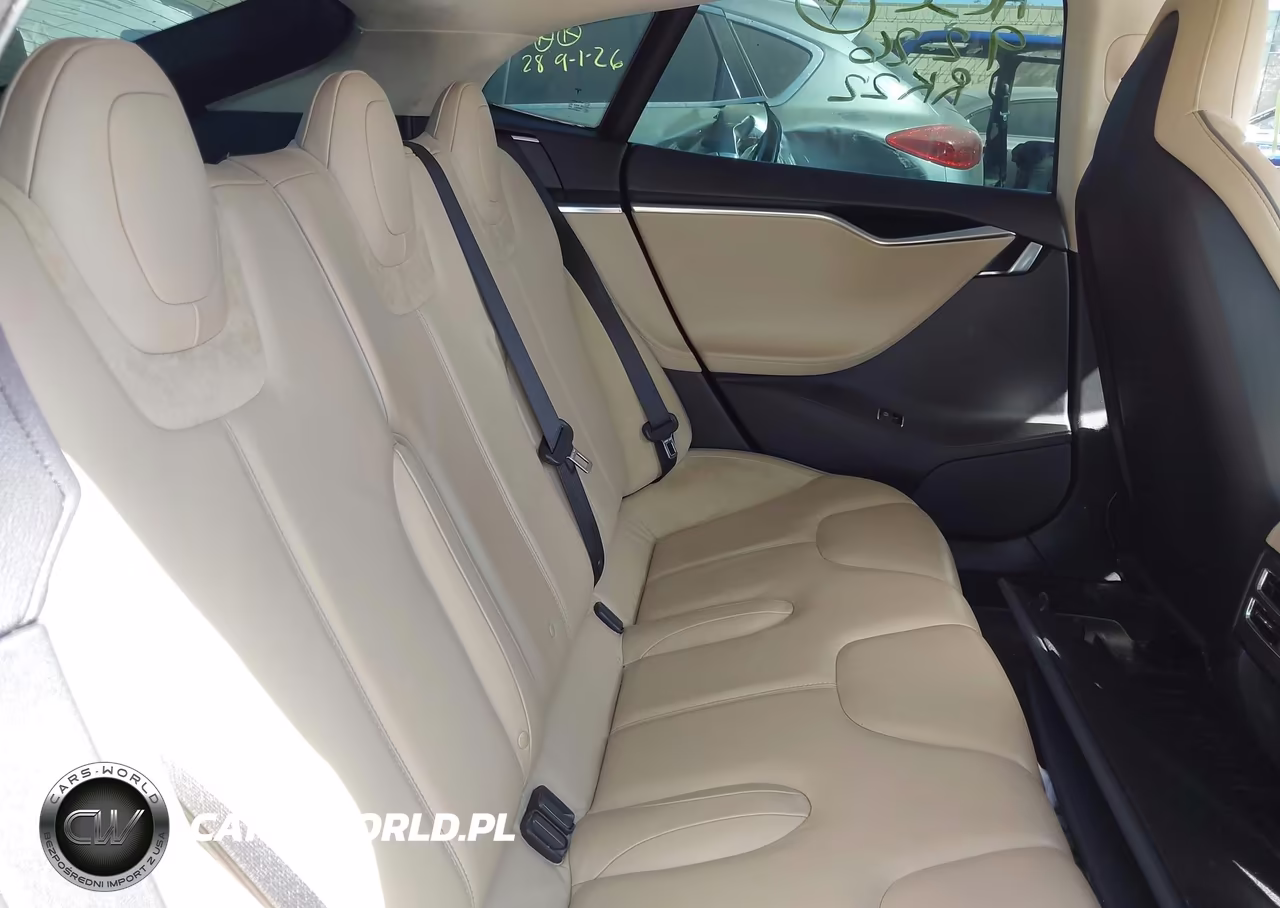 2013 Tesla Model S Performance VIN:5YJSA1DP0DFP09635 - 8