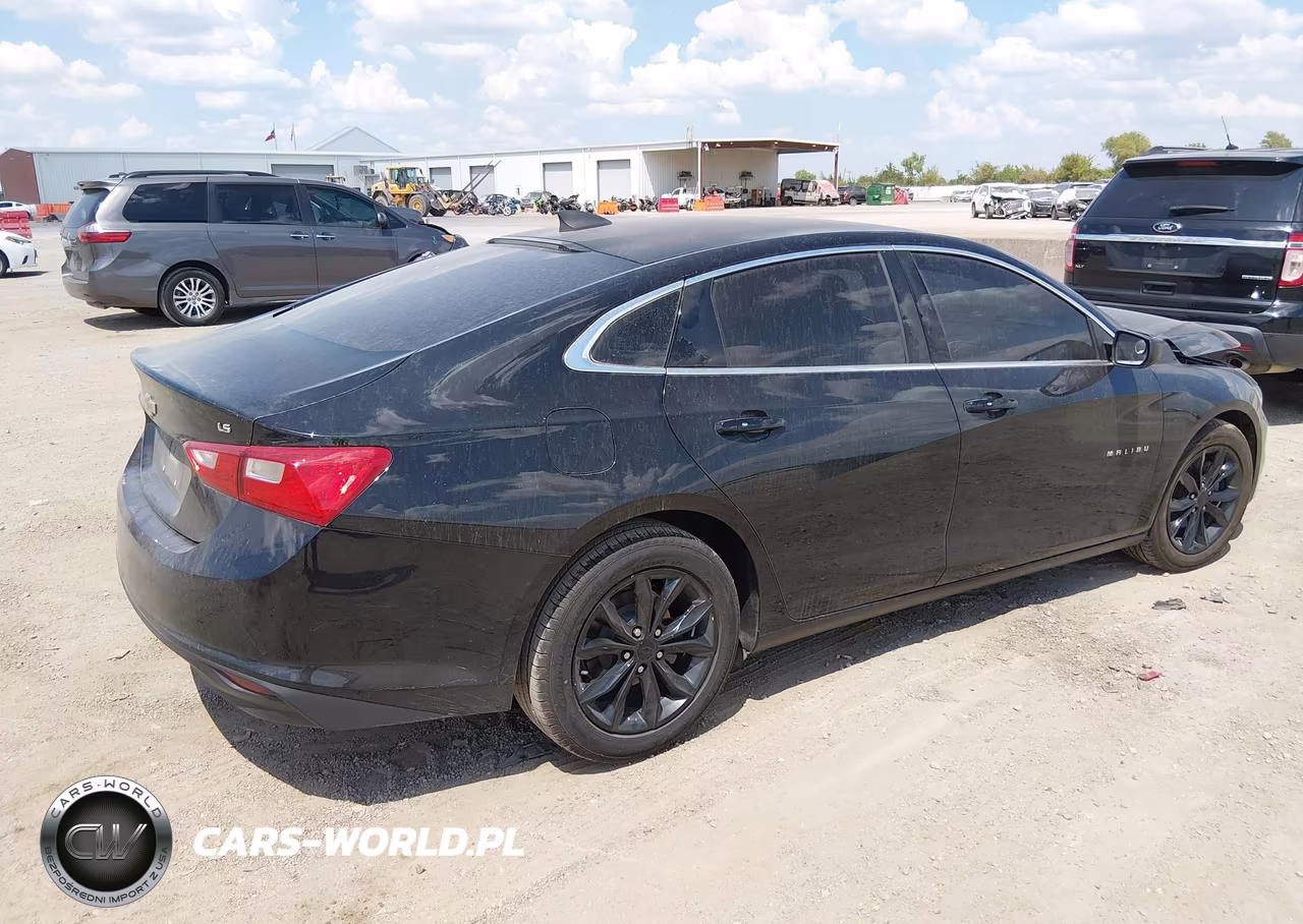 2016 Chevrolet Malibu Ls VIN:1G1ZB5ST9GF328877 - 4