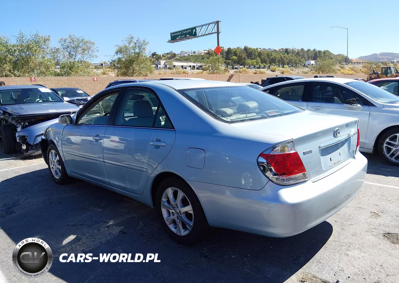 2006 Toyota Camry Xle V6 VIN:4T1BF32K46U635985 - 3