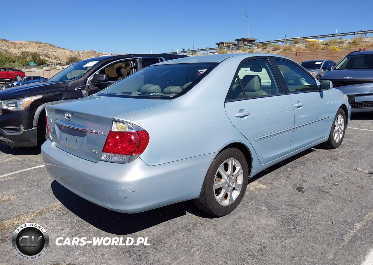 2006 Toyota Camry Xle V6 VIN:4T1BF32K46U635985 - 4