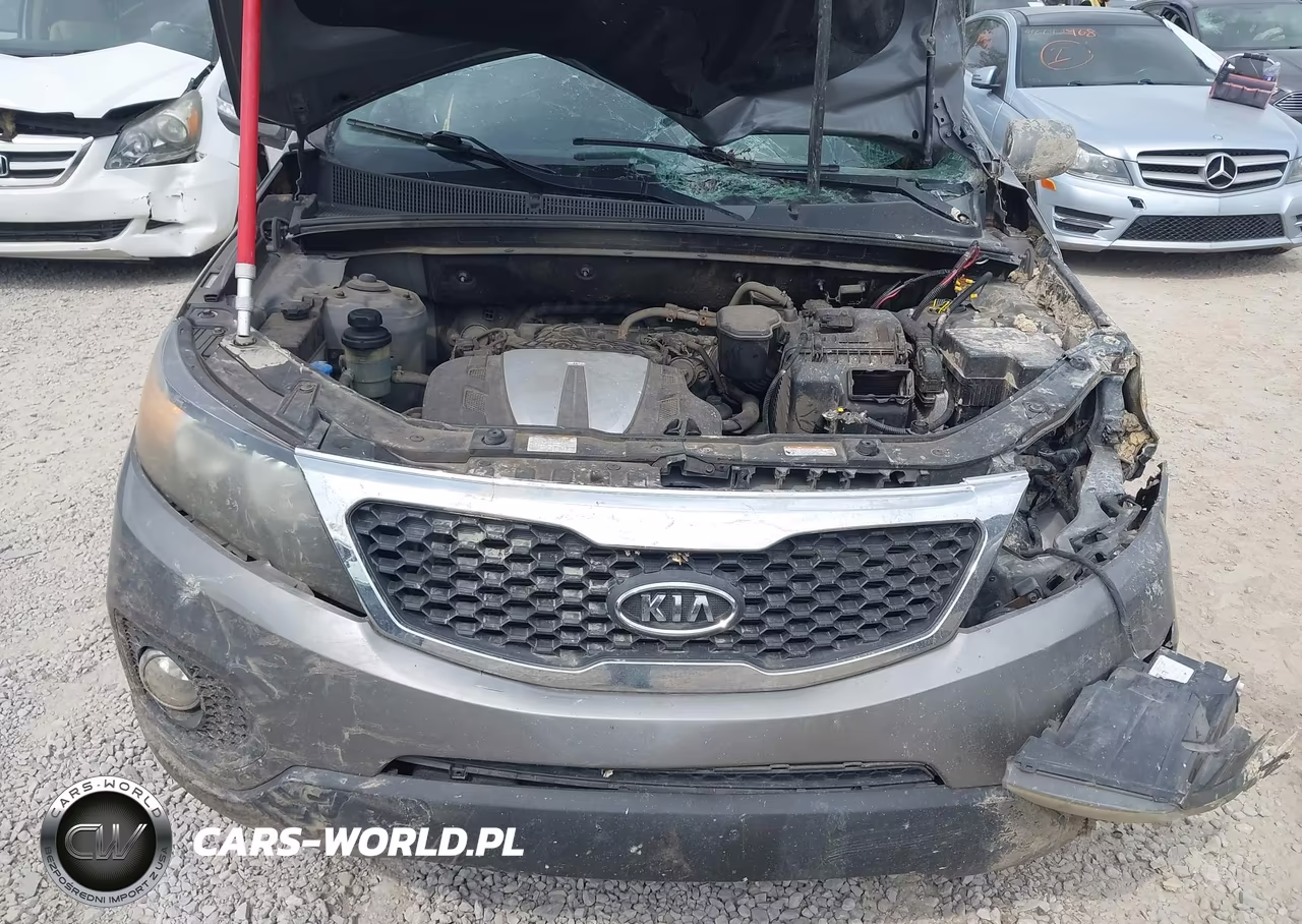 2012 Kia Sorento Lx V6 VIN:5XYKT4A29CG201675 - 10