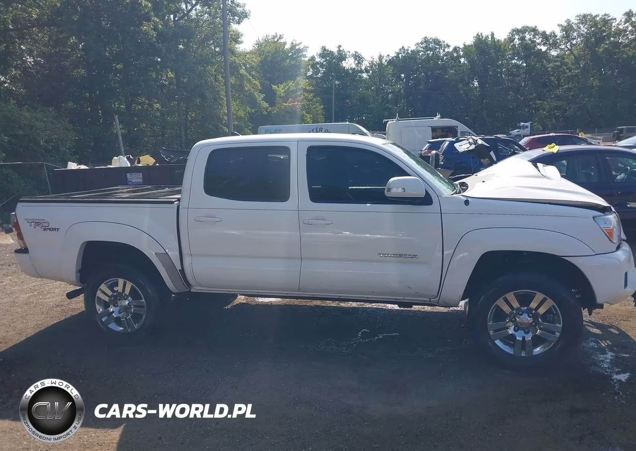2012 Toyota Tacoma Base V6 VIN:3TMLU4EN6CM085151 - 13