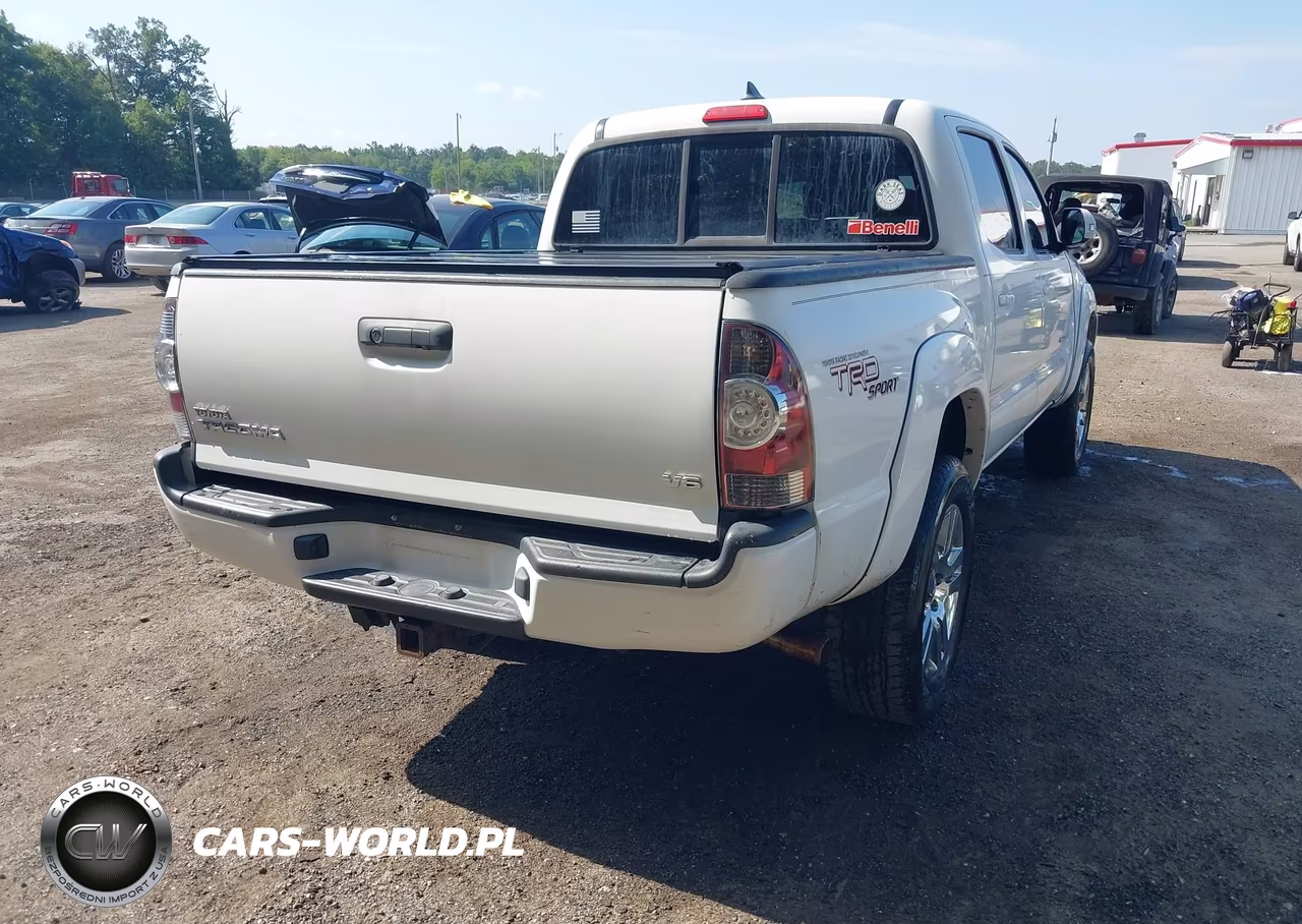 2012 Toyota Tacoma Base V6 VIN:3TMLU4EN6CM085151 - 4