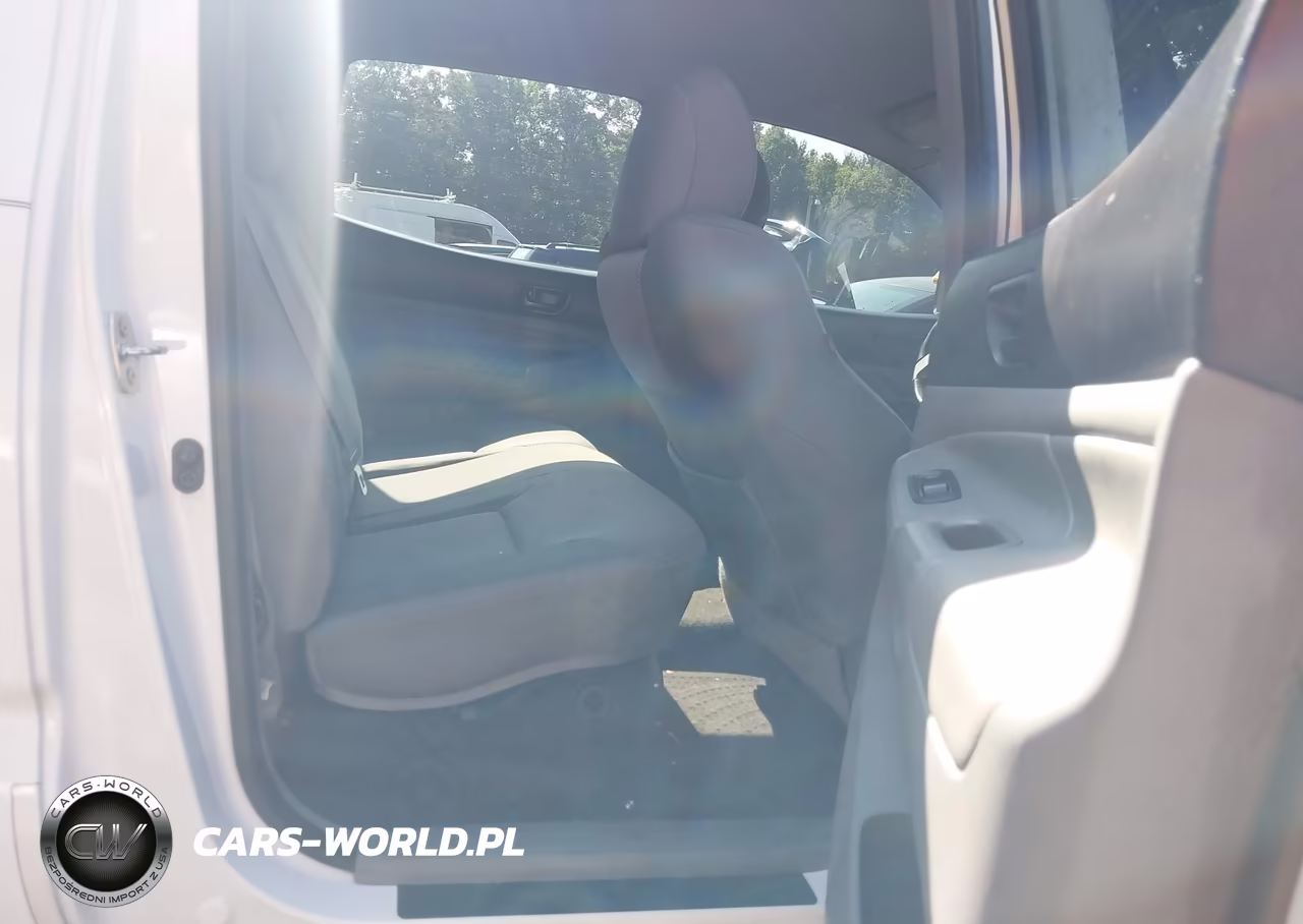 2012 Toyota Tacoma Base V6 VIN:3TMLU4EN6CM085151 - 8
