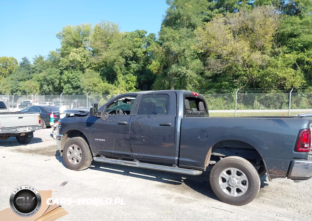 2026 Ram 2500 Big Horn 4X4 6'4 Box VIN:3C6UR5DJ3TG199088 - 13