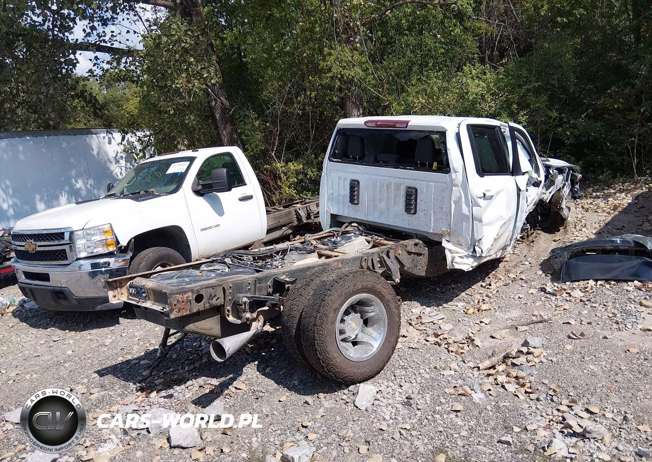 2024 Chevrolet Silverado 3500Hd Chassis Lt VIN:1GB4YTEY3RF186903 - 4