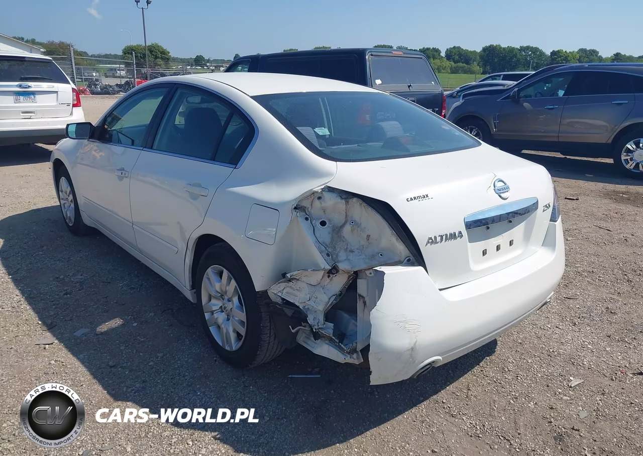 2011 Nissan Altima 2.5 S VIN:1N4AL2APXBC102870 - 3
