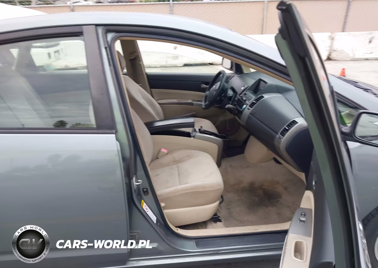 2004 Toyota Prius VIN:JTDKB20U040017033 - 5