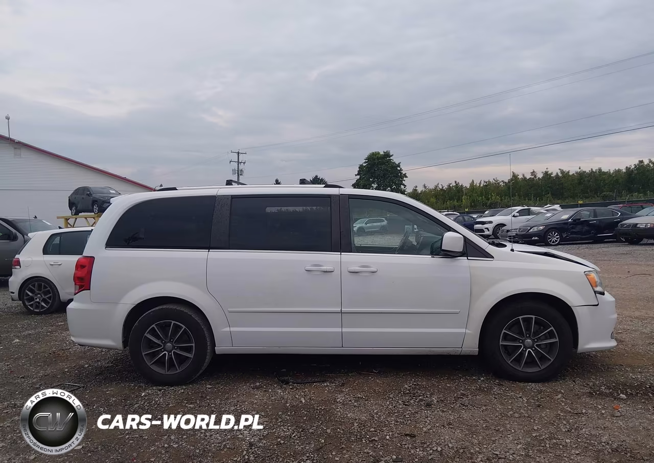 2017 Dodge Grand Caravan Sxt VIN:2C4RDGCG8HR865989 - 13