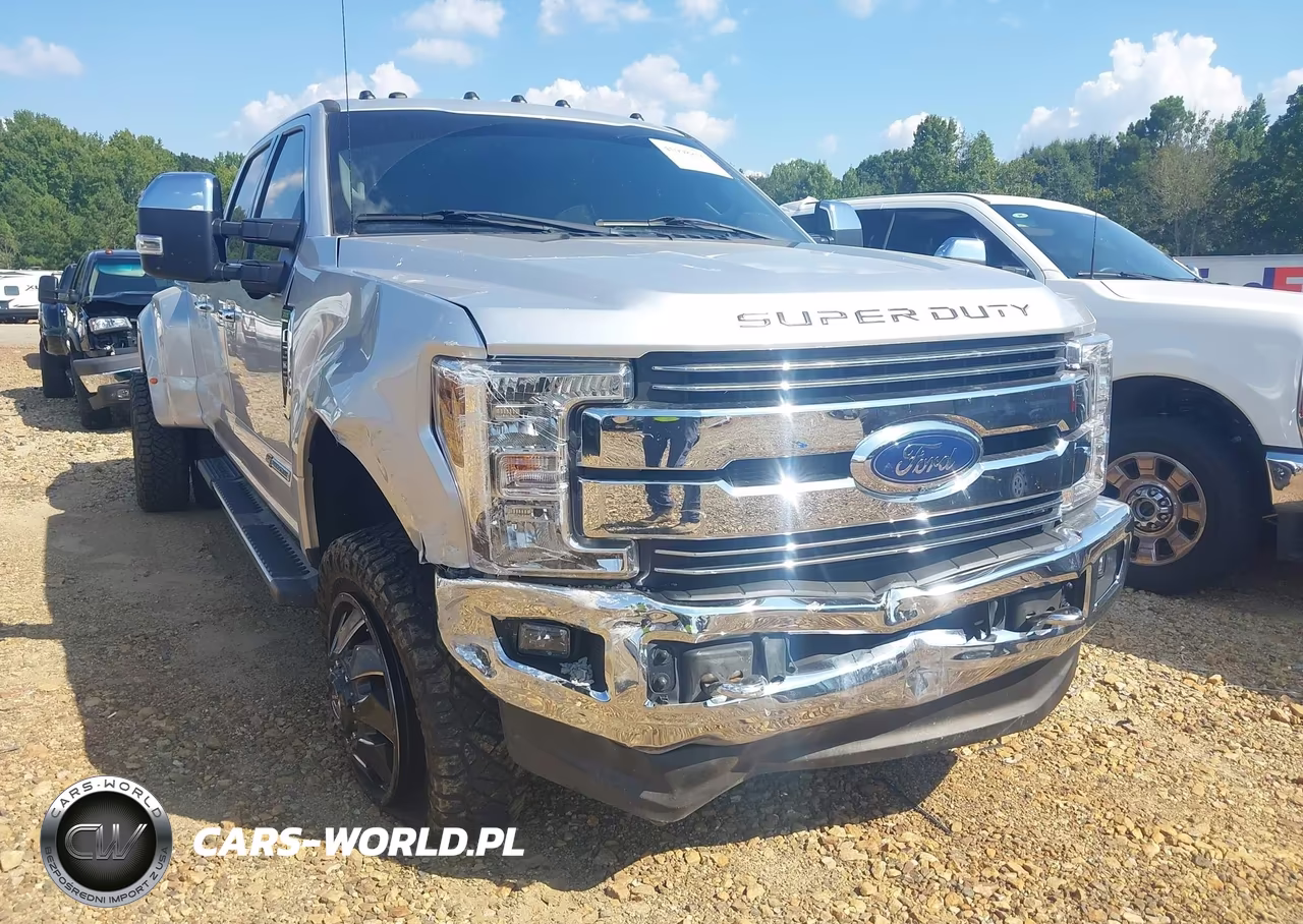 2018 Ford F-350 Xlt VIN:1FT8W3DT2JEB33936 - 11