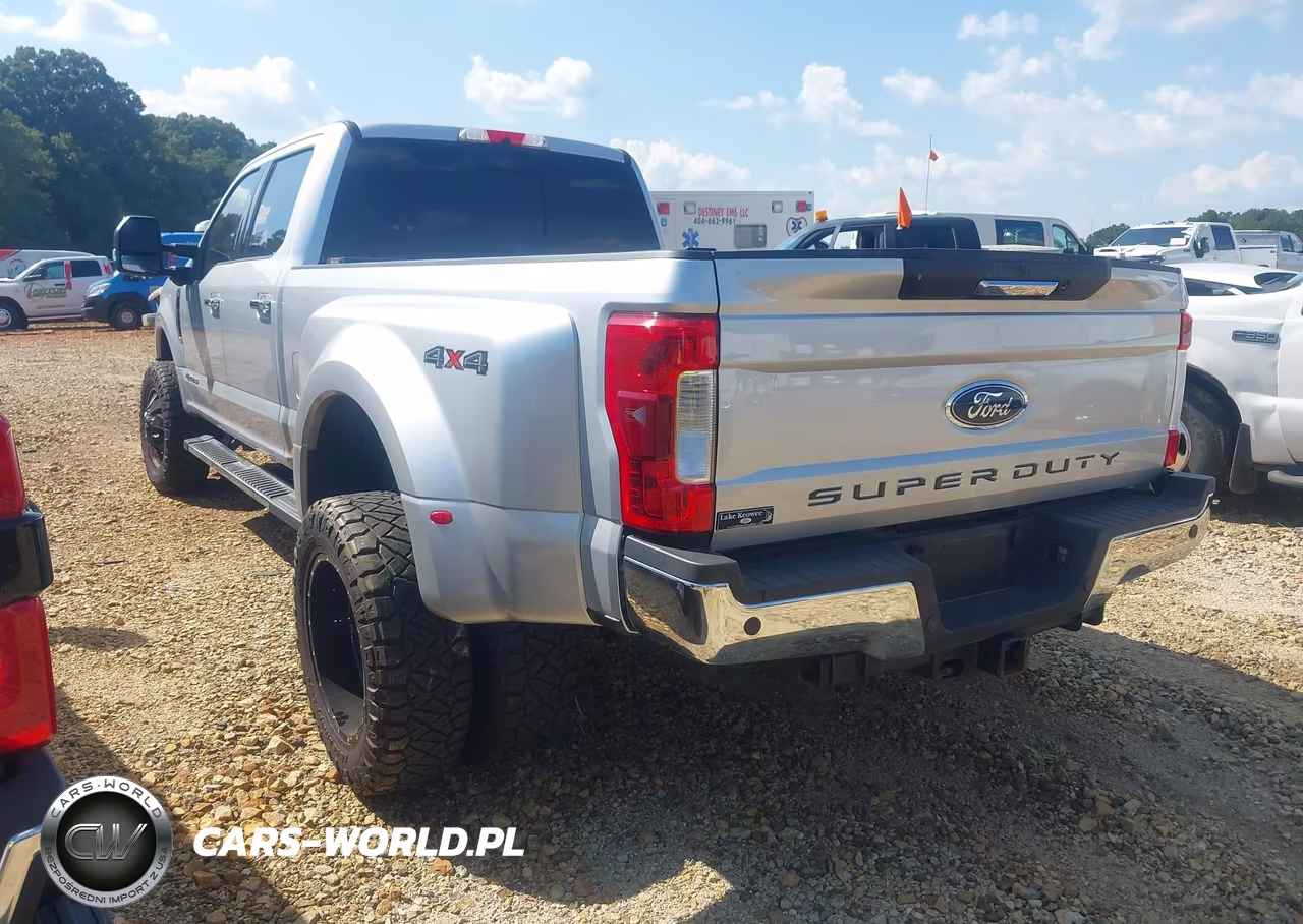 2018 Ford F-350 Xlt VIN:1FT8W3DT2JEB33936 - 3