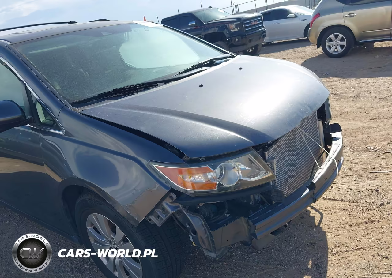 2014 Honda Odyssey Ex-L VIN:5FNRL5H6XEB102824 - 18