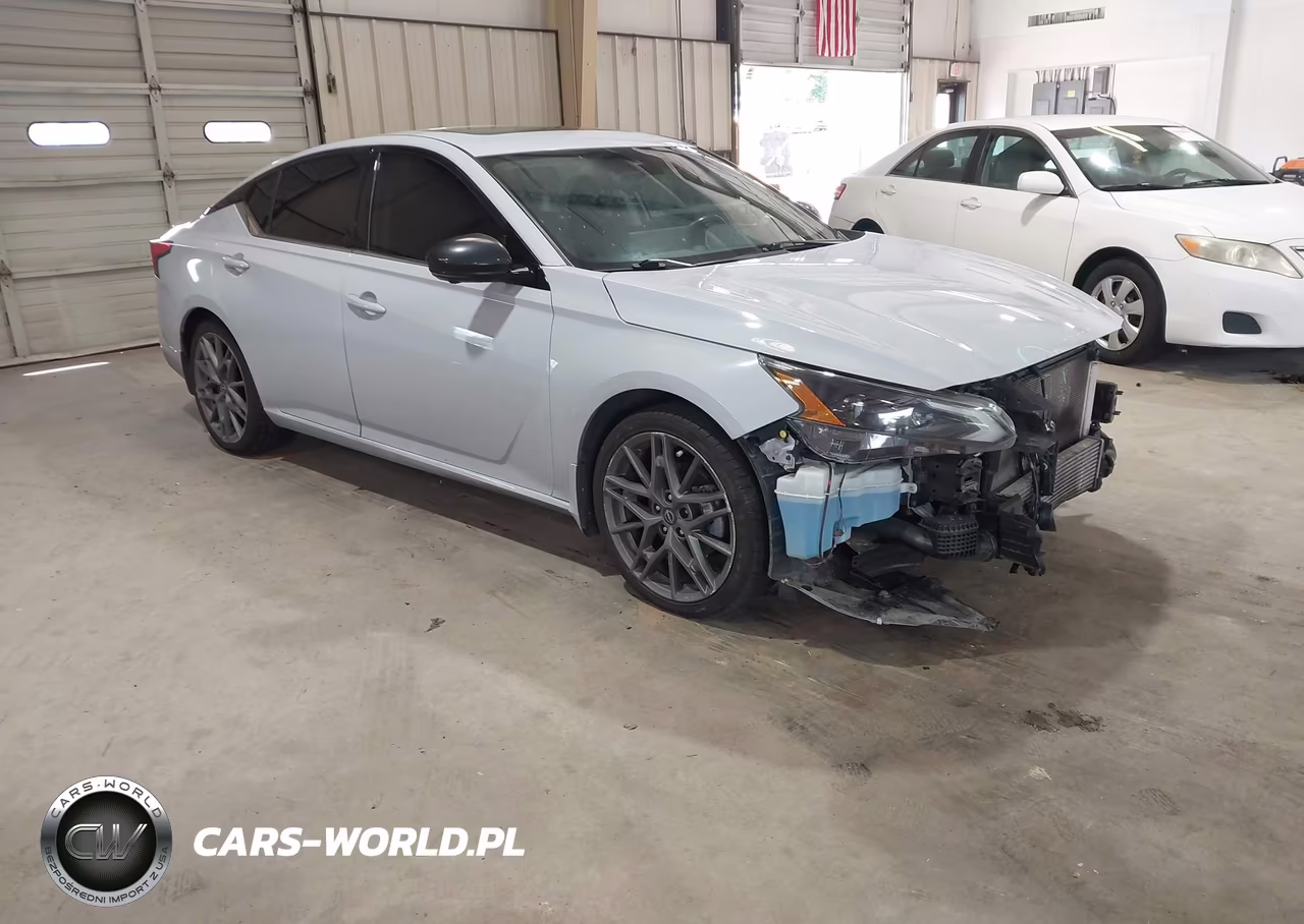 2023 Nissan Altima Sr Vc-Turbo Fwd – zdjęcie 1 z 17