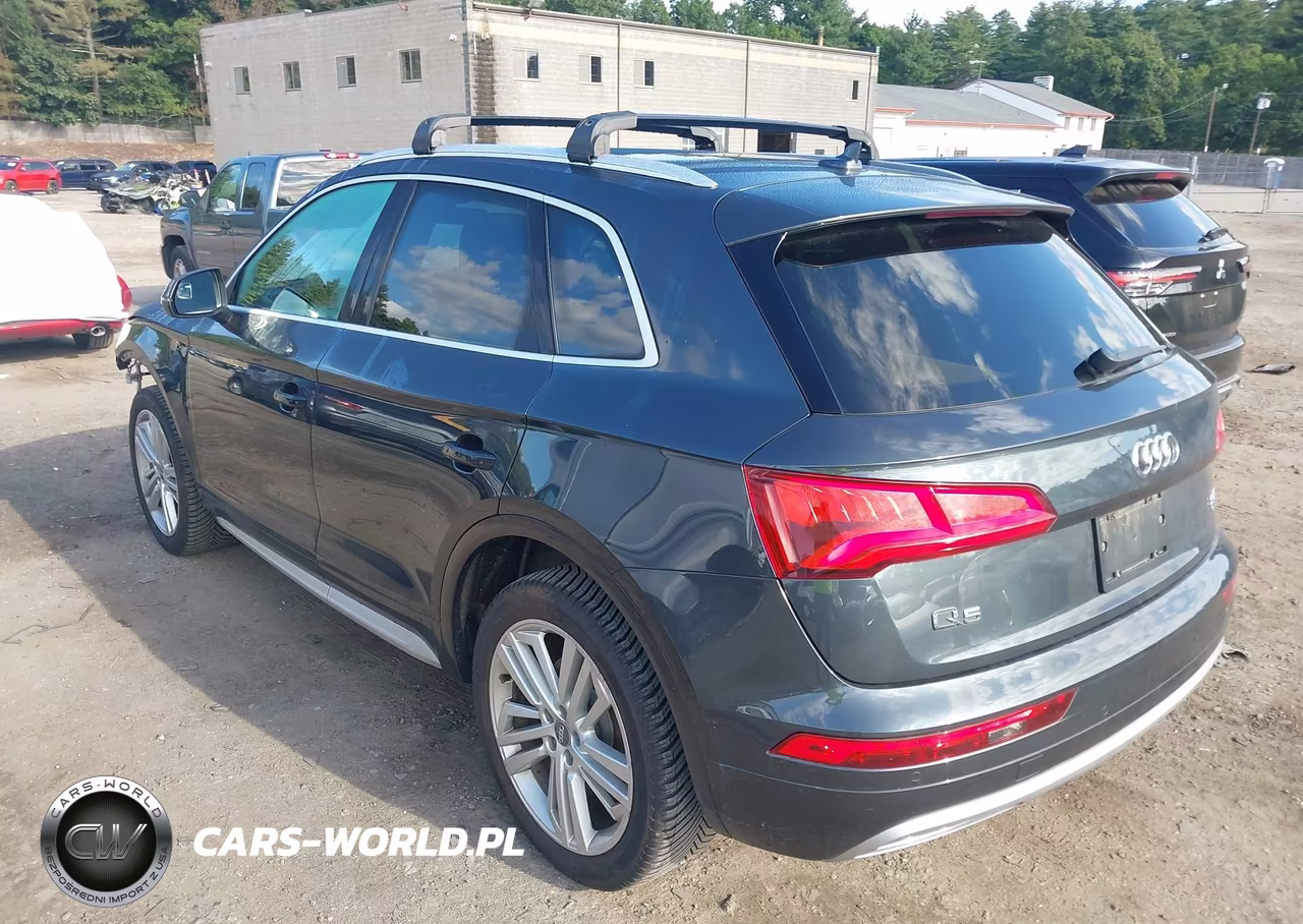 2018 Audi Q5 2.0T Premium-2.0T Tech Premium VIN:WA1BNAFY1J2111069 - 3