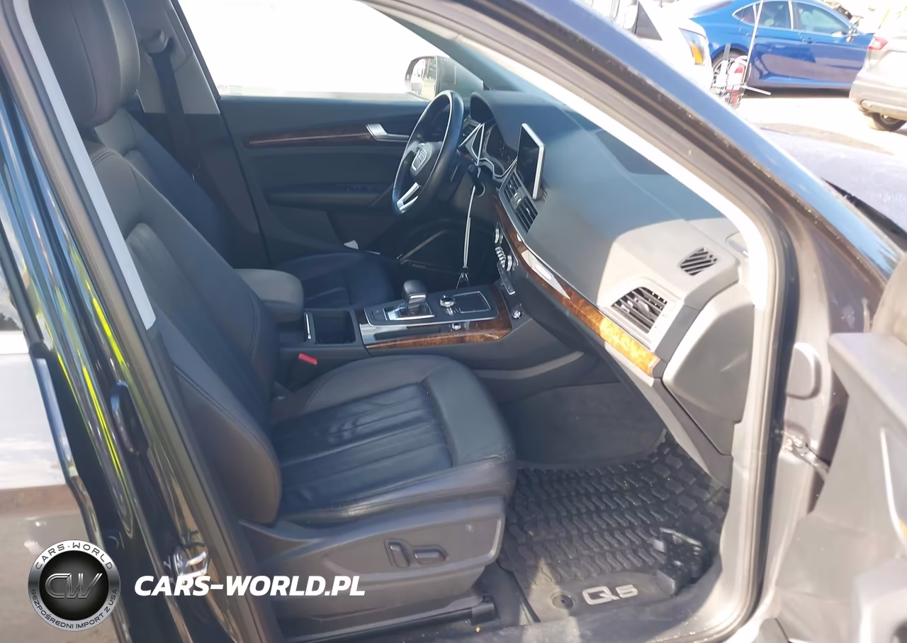 2018 Audi Q5 2.0T Premium-2.0T Tech Premium VIN:WA1BNAFY1J2111069 - 5