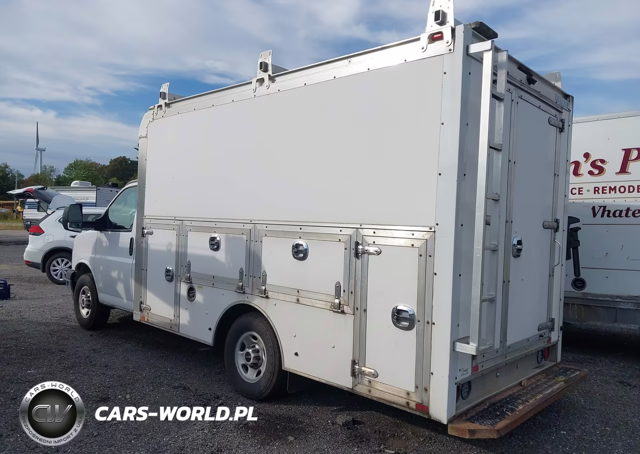 2019 GMC Savana Cutaway Work Van VIN:1GD07RFG0K1364092 - 4