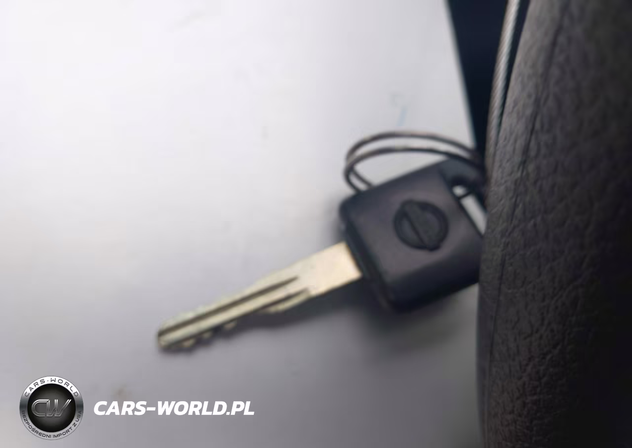 2017 Nissan Versa 1.6 S+ VIN:3N1CN7AP5HL826105 - 11