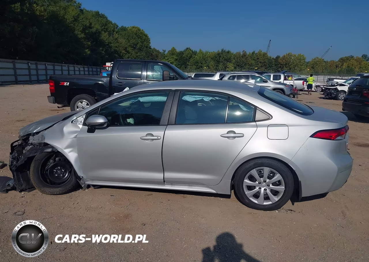 2026 Toyota Corolla Le VIN:5YFB4MDE2TP494785 - 14