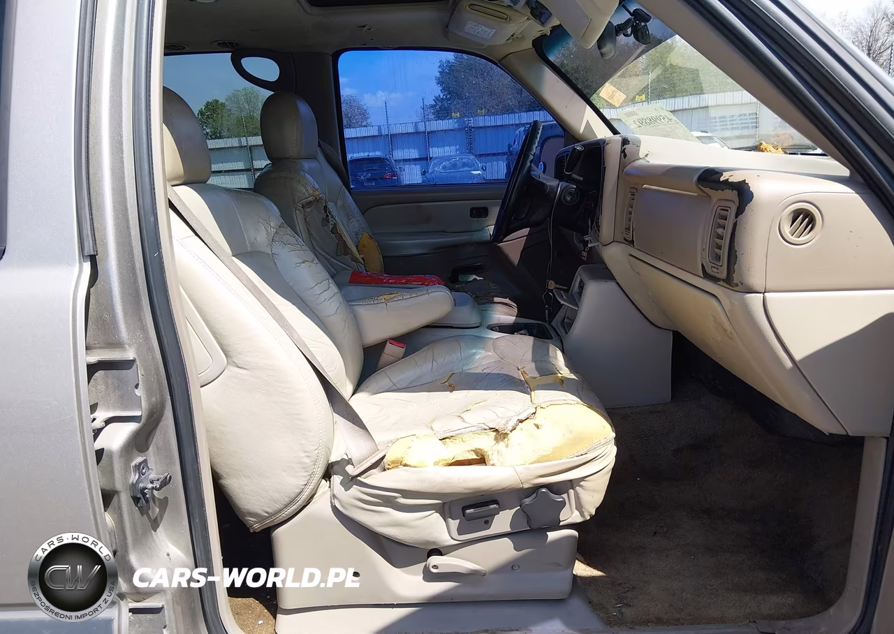 2002 Chevrolet Tahoe Ls VIN:1GNEC13Z52J212443 - 5