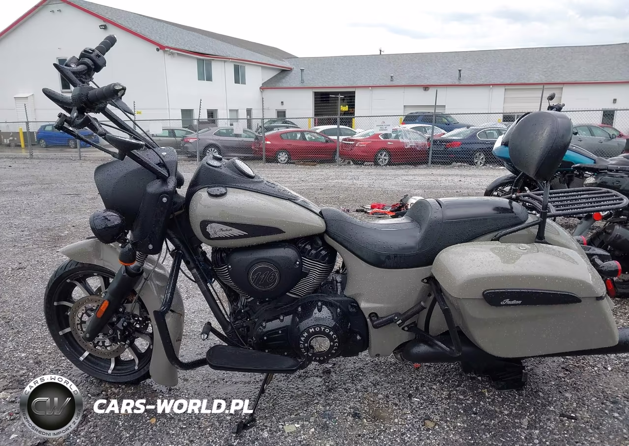 2023 Indian Motorcycle Co. Springfield Dark Horse VIN:56KTJDBB4P3423540 - 13