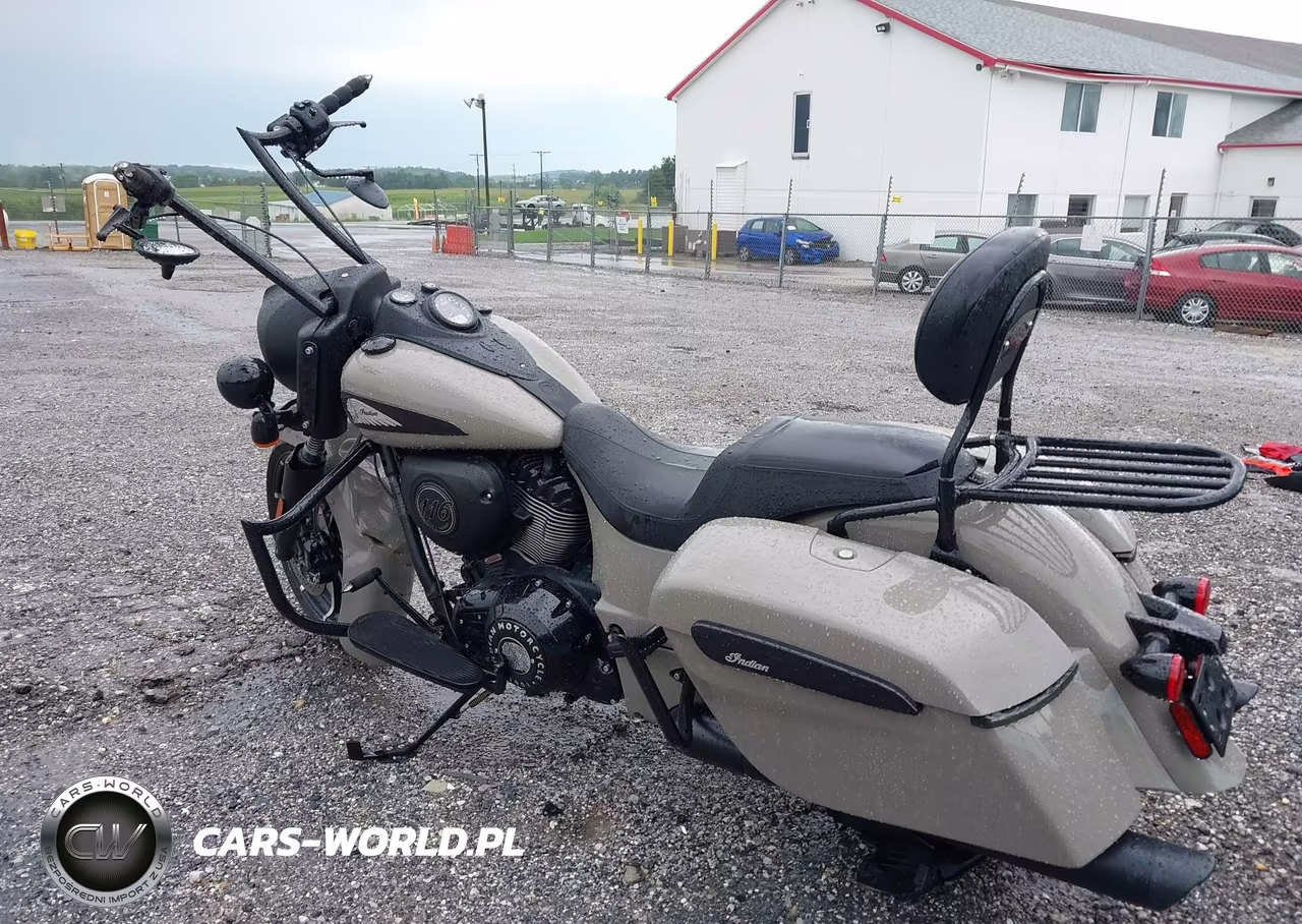 2023 Indian Motorcycle Co. Springfield Dark Horse VIN:56KTJDBB4P3423540 - 3